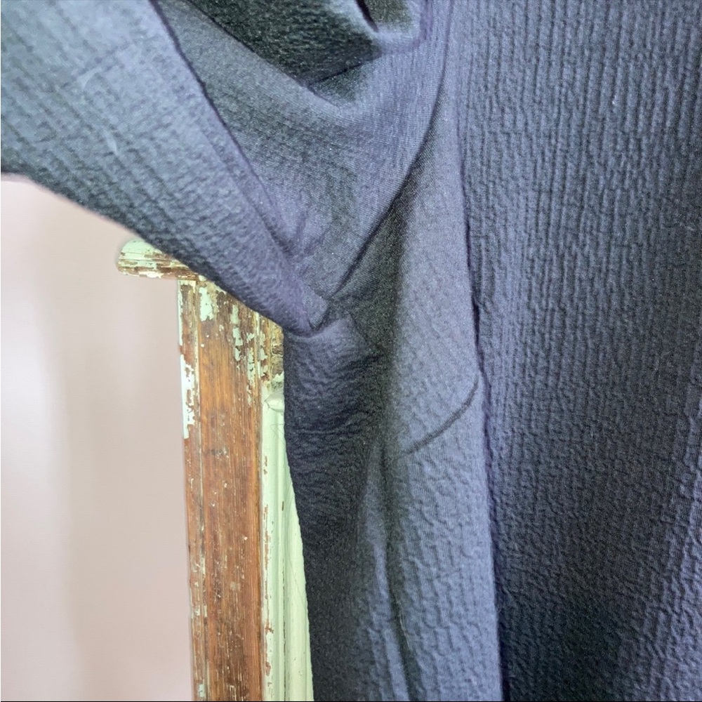 Ann Taylor Black Textured Blouse - Picture 4 of 6